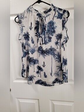 RACHEL Rachel Roy Blue and White Palm Print Sleeveless Blouse SMALL